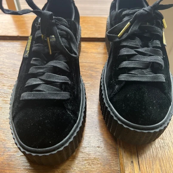 Puma X Fenty Rihanna Creeper Black on Black Velvet  (Never Worn) - Picture 4 of 14